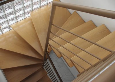 Escaliers intérieurs balancés (124)
